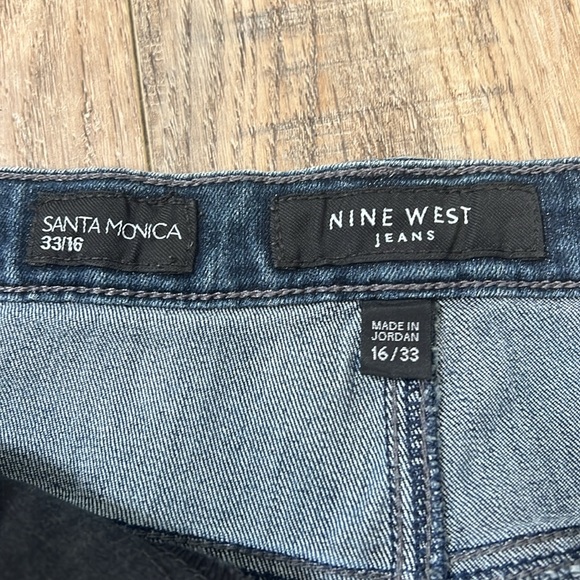 Nine West Dark Wash Shorts - Picture 4 of 4